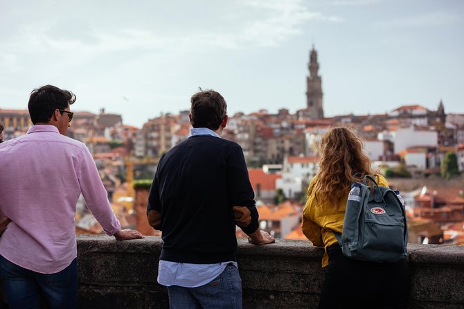 Private City Kickstart Tour: Porto - Livraria Lello in 15 minutes: how to use the time well