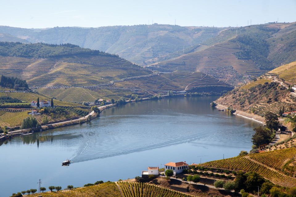 Private Douro Valley 4WD Tour with Wine Tasting and Picnic - FAQ