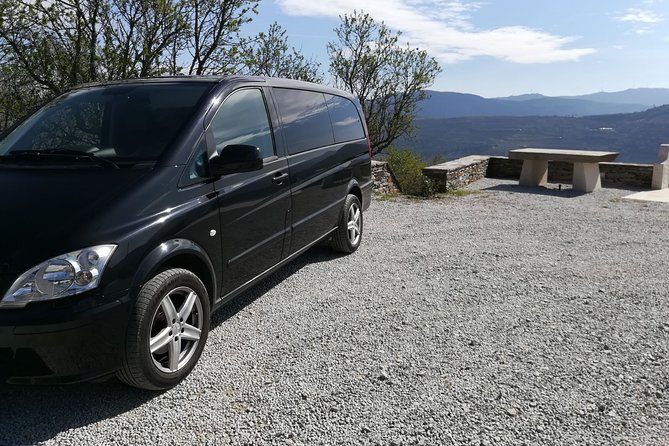 Private Douro Valley Tour from Porto - The drive to Pinhão: viewpoint stops that actually work