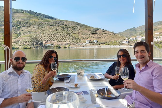 Private Douro Valley Tour with Sommelier, Lunch and Wine Tasting - Key highlights