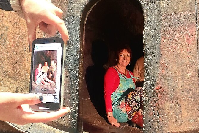 Private Douro Valley UNESCO Wine Tour from Porto with Lunch - Lunch in a Typical Restaurant: How It Fits the Wine Day