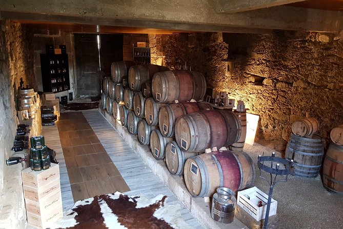 Private Douro Valley visit to three vineyards with Lunch from Porto - Stop 3 in Sabrosa: 4-course lunch pairing and the Port cellar finale