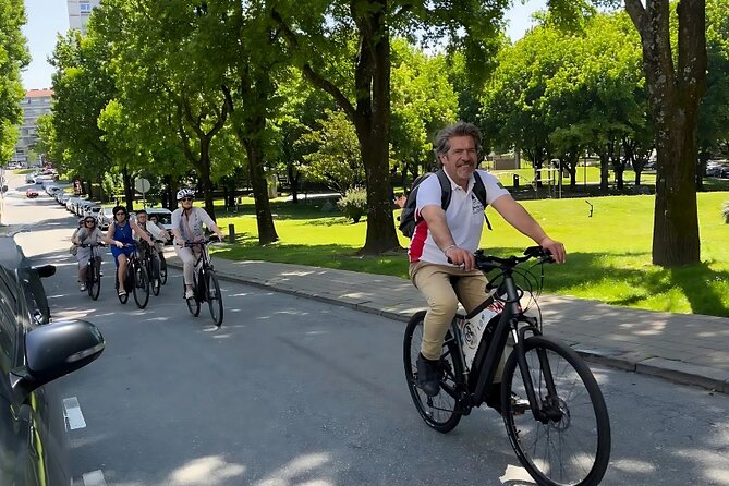 Private Electric Bike Tour in Oporto - Logistics That Make the Tour Easy to Plan