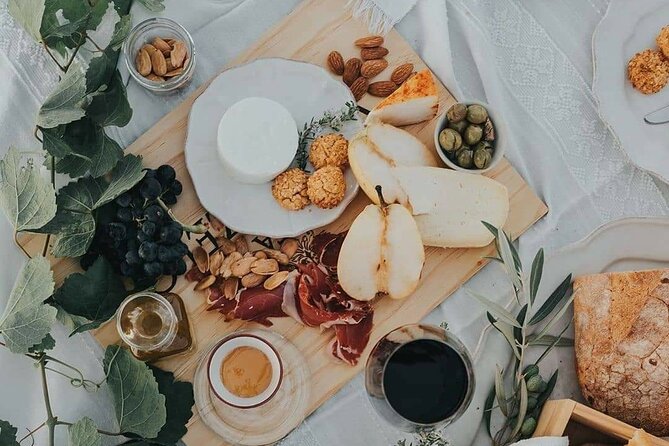 Private full-Day Tour to Douro Valley - Stop 6: Quinta Seara d’Ordens from 1792 for wine tasting plus farm-size insight