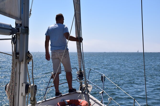 Private Sailing Charter in Porto - Ribeira Route: Dom Luís I, Alfândega, and the Douro River Estuary