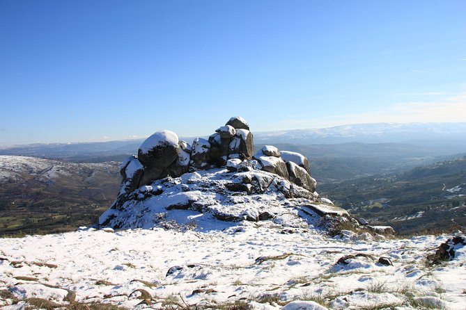 Private Serra da Estrela Gastronomy & Snow Tour from Porto - Torre da Serra da Estrela: Portugal’s mainland high point and a snow-season playground