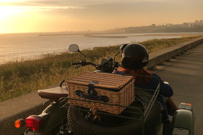 Private Sidecar Sunset & Drinks! - The Serra do Pilar toast: Espumante and some of the best sunset views