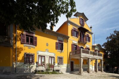 Private Tour in Casa São Roque - Stop 1: House rooms, botany details, and the centennial camellias