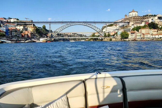 Private Tour of the Bridges and Douro River 2h, group price up to 6px - Freixo Palace Area Views and the Drink Moment