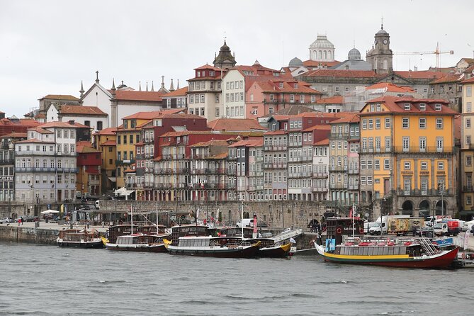 Private Tour: Porto City and Wine Tasting - São Bento Railway Station: Azulejos Worth the Pause