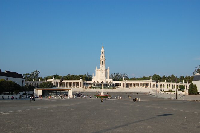 Private Tour: Porto to Lisbon: visit Aveiro,Coimbra,Fatima,Obidos - Porto to Lisbon in One Long Day: What the Route Really Gives You