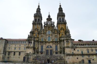 Private Tour Santiago de Compostela & Viana do Castelo from Porto - The Cathedral at Noon: Botafumeiro, Timing, and How to Get the Most
