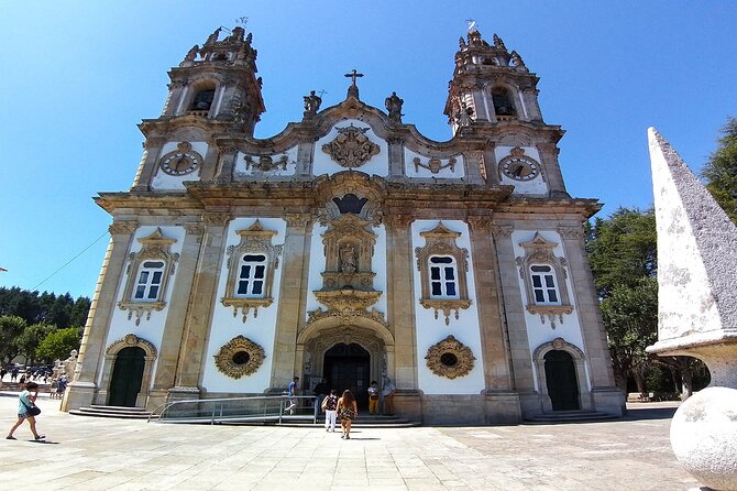 Private Tour to Lamego and Viseu, the Dão wine region - Lamego Cathedral: Gothic Meets Renaissance, With Nasoni’s Ceiling