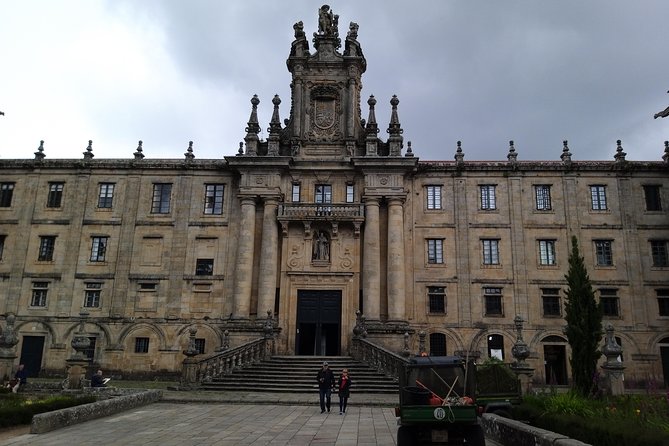 Private Tour to Santiago de Compostela and its stunning Cathedral - Portico de la Gloria: three arches, 200+ granite figures