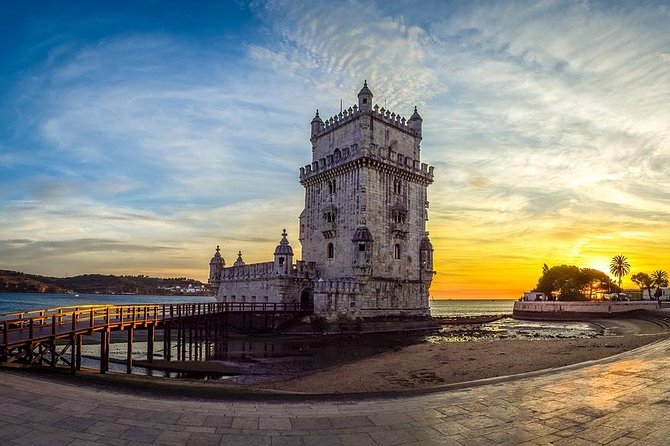 Private transfer from Oporto to Lisbon or Lisbon to Oporto - Food and Local Landmarks: The Real Value of a Driver-Guide