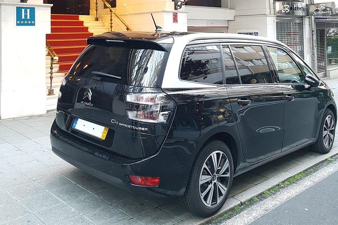 Private Transfer from Porto to Lisbon - How it feels in the real world: drivers and service style