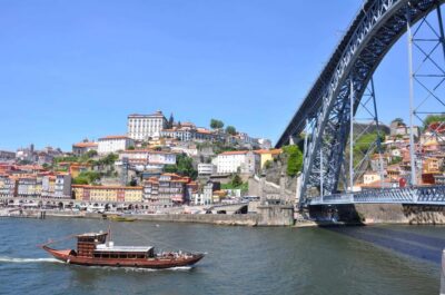 Private Walking Tour, highlights and secrets of Porto - Price and what $41 really buys you in 2.5 hours