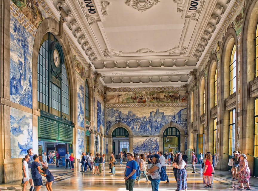 Private Walking Tour, highlights and secrets of Porto - Porto City Hall and Clerigos Tower: power, pride, and a good view angle