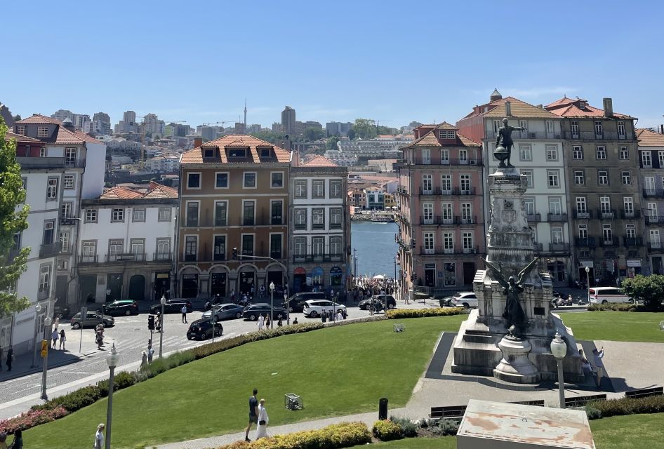 Private Walking Tour in Porto incl. Livraria Lello ticket - Why this private Porto route feels easier than doing it solo