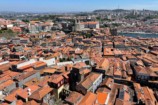 Private Walking Tour in Porto with Optional Lello Bookshop Ticket - Key things you’ll notice right away