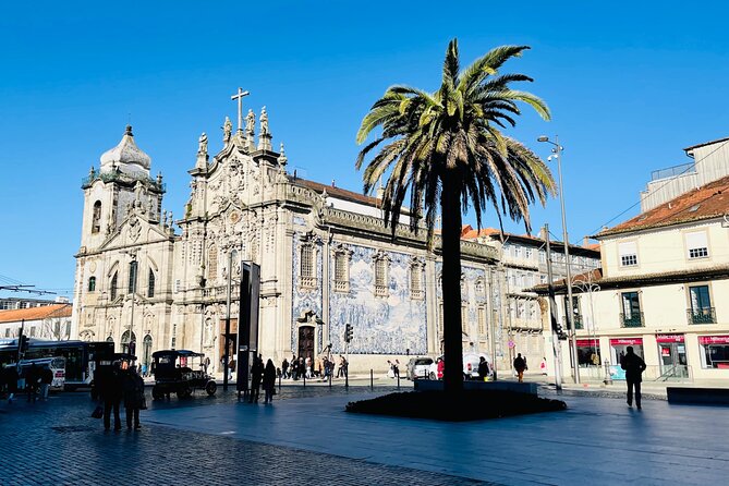 Private Walking Tour in Porto with Optional Lello Bookshop Ticket - Start at São Bento Station, where Porto’s tiles set the story