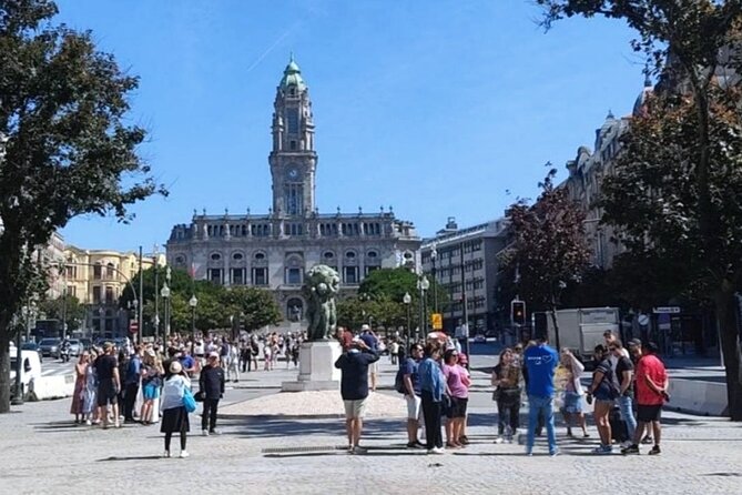 Private Walking Tour in Porto with Photo & Proof of Doce Local (3h) - Mercado do Bolhão and Teatro Rivoli: the city’s daily rhythm