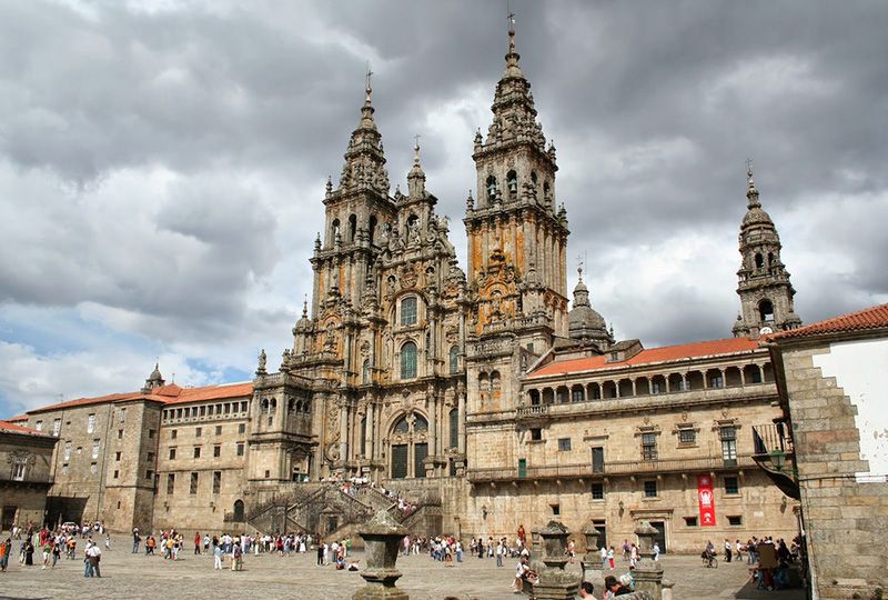 Santiago Compostela and Cathedral Day Trip from Porto - Historic Center Time: Stroll a UNESCO World Heritage Core