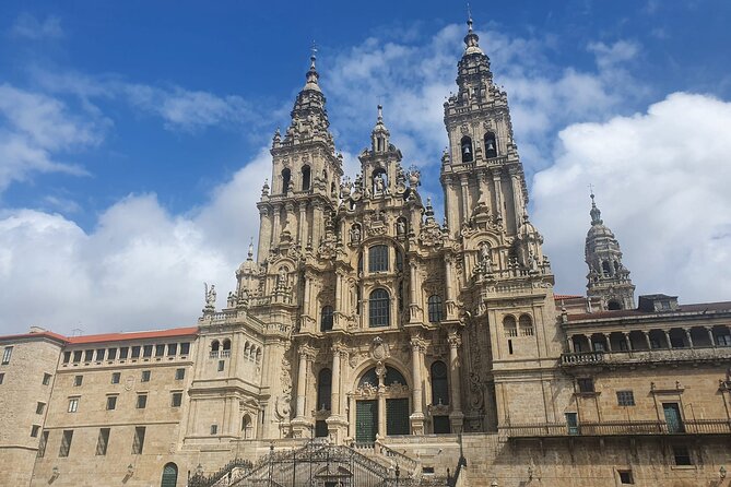 Santiago de Compostela and Cathedral Private Tour From Porto - Private Door-to-Door Ride From Porto to Santiago