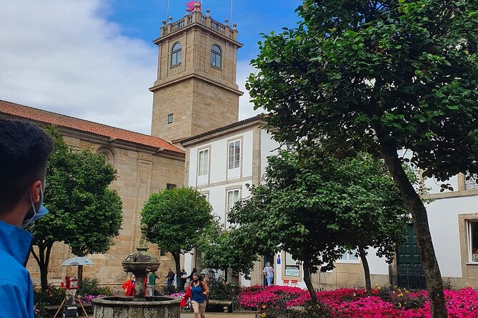 Santiago de Compostela and Cathedral Private Tour From Porto - What’s Included in the Car (and What You Must Plan For)