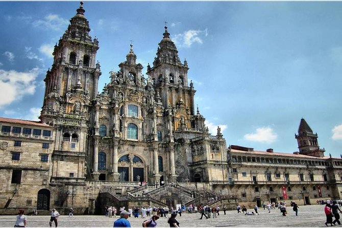 Santiago de Compostela & Valença do Minho - from Porto - Key highlights worth caring about