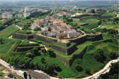 Santiago de Compostela & Valença do Minho - from Porto - Santiago’s Casco Histórico: narrow lanes, big atmosphere, and one hour that’s actually useful