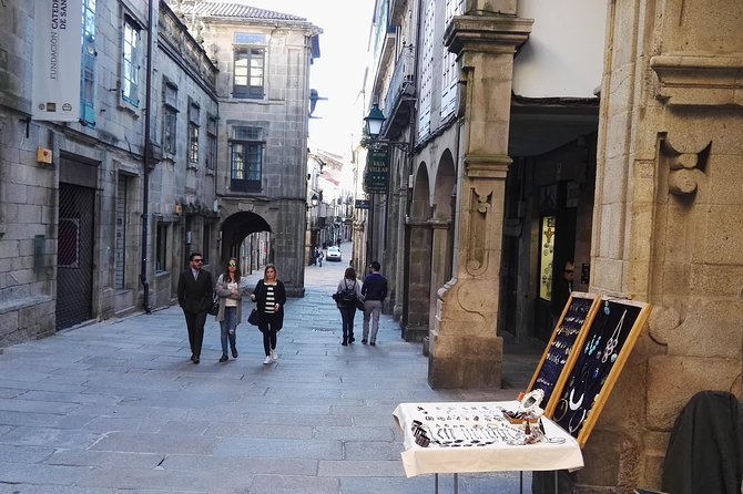 Santiago de Compostela & Valença do Minho - from Porto - Ricardo Costa and the private-tour advantage: the human part of the experience
