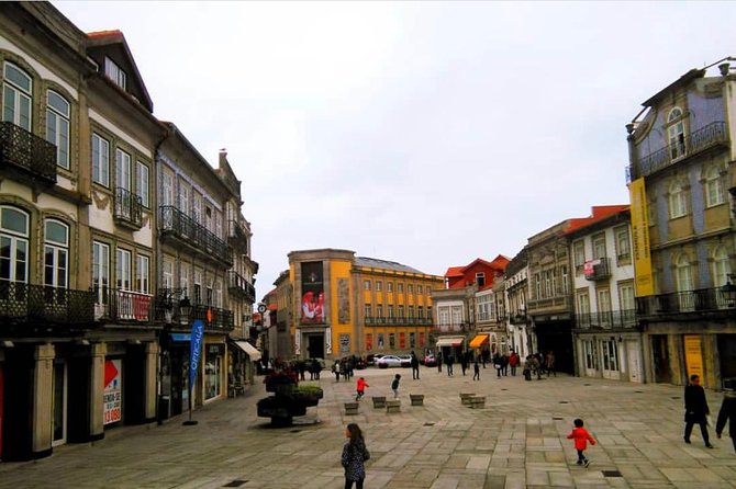 Santiago de Compostela & Viana do Castelo from Porto - Arriving in Santiago: guided Cathedral time first, wandering after