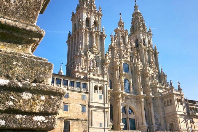 Santiago de Compostela & Viana do Castelo from Porto - The Cathedral experience: Pilgrim Mass and Botafumeiro