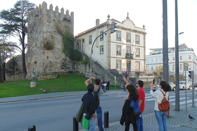Small-group Porto's Roots Walking Tour - Stop 3: Miradouro da Vitoria and layers of Jewish history plus a 19th-century conflict
