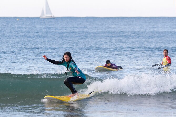Surf Lesson | Surf Lessons - Federation-accredited coaching you can trust (and that adapts)