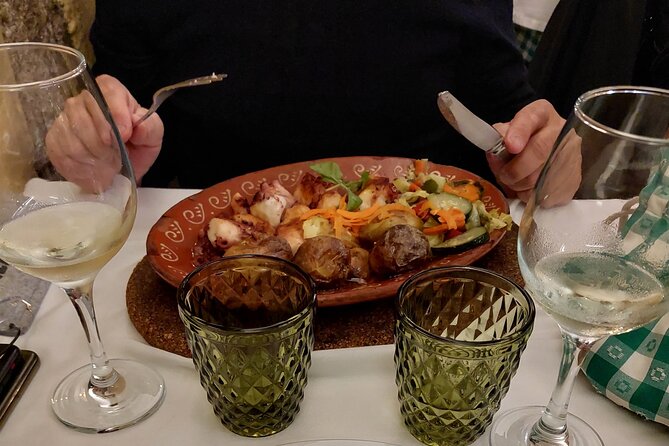 Taste of Porto: The Ultimate Full Meal Portuguese Food Tour - Key highlights you’ll feel right away