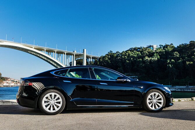 Tesla S Luxury Executive Porto Airport Transfer - Door-to-Door Pickup: What You Should Expect from the Start