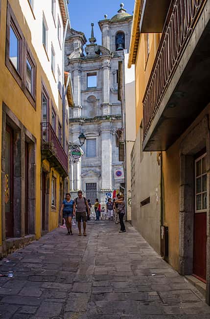 The Beautiful Story of Porto: Guided Tour with Entry Tickets - Starting at Terreiro da Sé: get your bearings fast