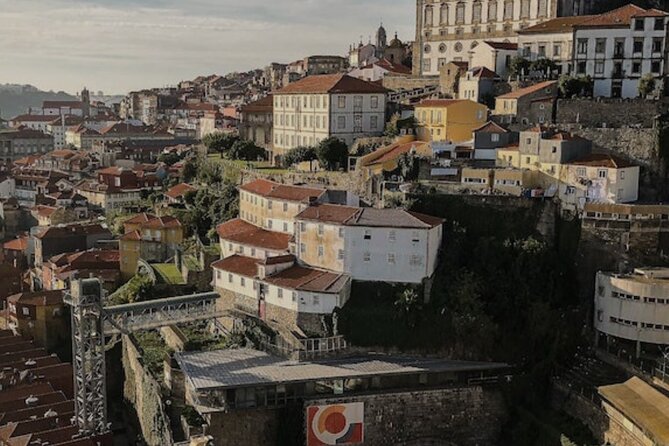 The Secret Garden, a Private Mission to protect the Local Heritage in Porto - Moving through Porto like agents: the pace and the walking