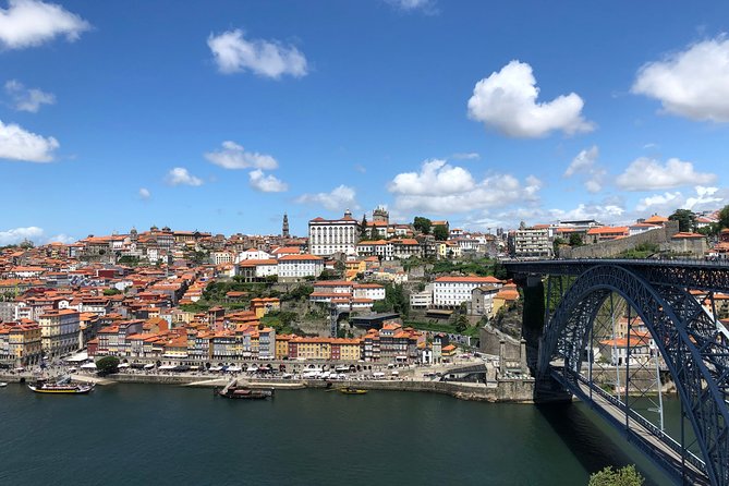 Tour HD Porto 4 hours - A Smart Route Through Porto’s Sea, Tiles, and River