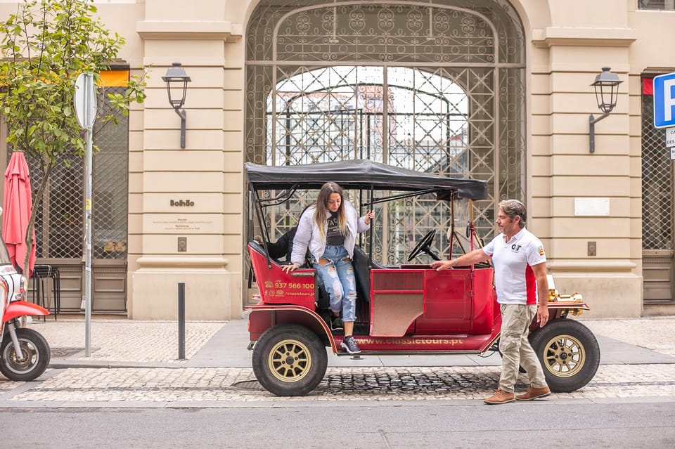 Tour Porto: Classic Car + A Toast with Port Wine - Ribeira and Porto’s River-Edge Streets From the Classic Car