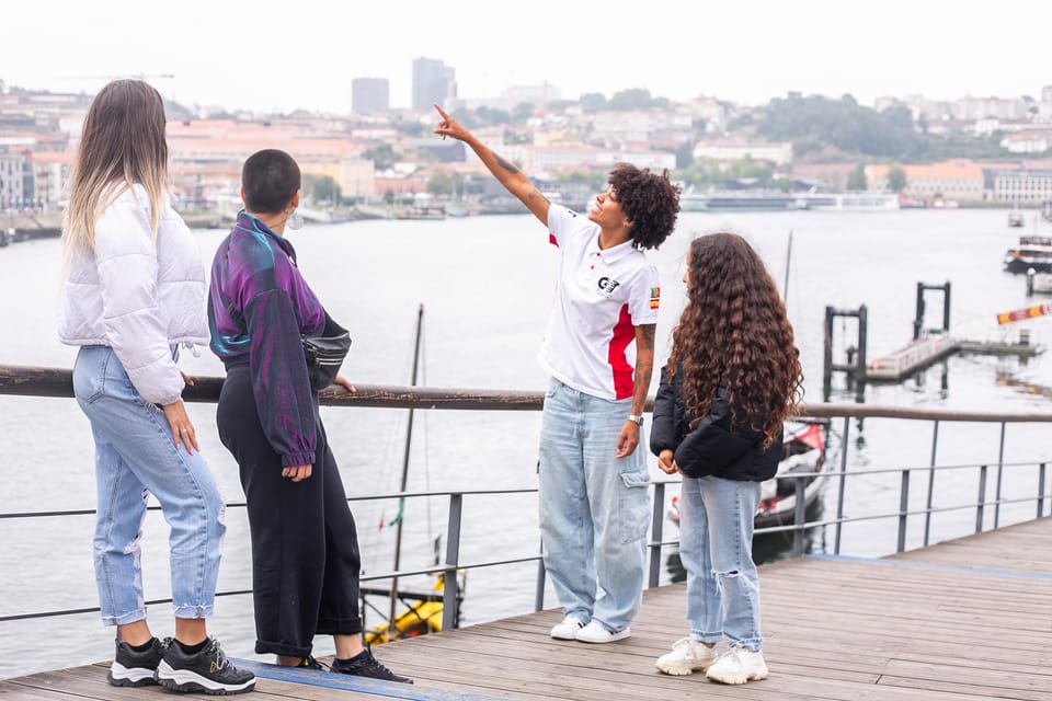 Tour Porto: Classic Car + A Toast with Port Wine - Serra do Pilar Panoramic Views Without the Stair-Workout