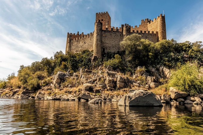 Tour / transfer Lisbon - Porto or Porto Lisbon with tour - Coimbra city tour: university town atmosphere in a tight 60-minute window
