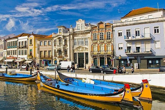 Tour / transfer Lisbon /Porto /Porto/Lisbon with several stops - Other Towns You Might See Along the Way (Like Aveiro)