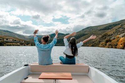 Valley of the Douro: Private Tour Electric Boat 1h With Wine Tasting - The solar electric boat: the biggest quality upgrade