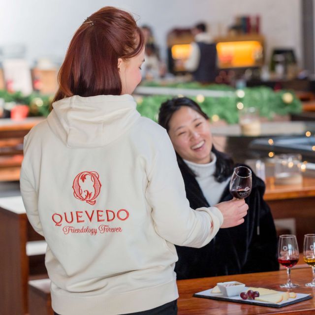 Vila Nova de Gaia: Porto Discovery Tasting - Where the Tasting Happens: Quevedo Port Wine and the Cozy Lodge Feel