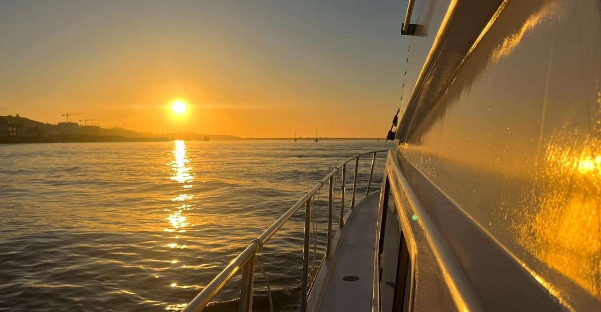 Yacht Douro Tour - The full 2-hour plan on the Douro River (and what each part feels like)